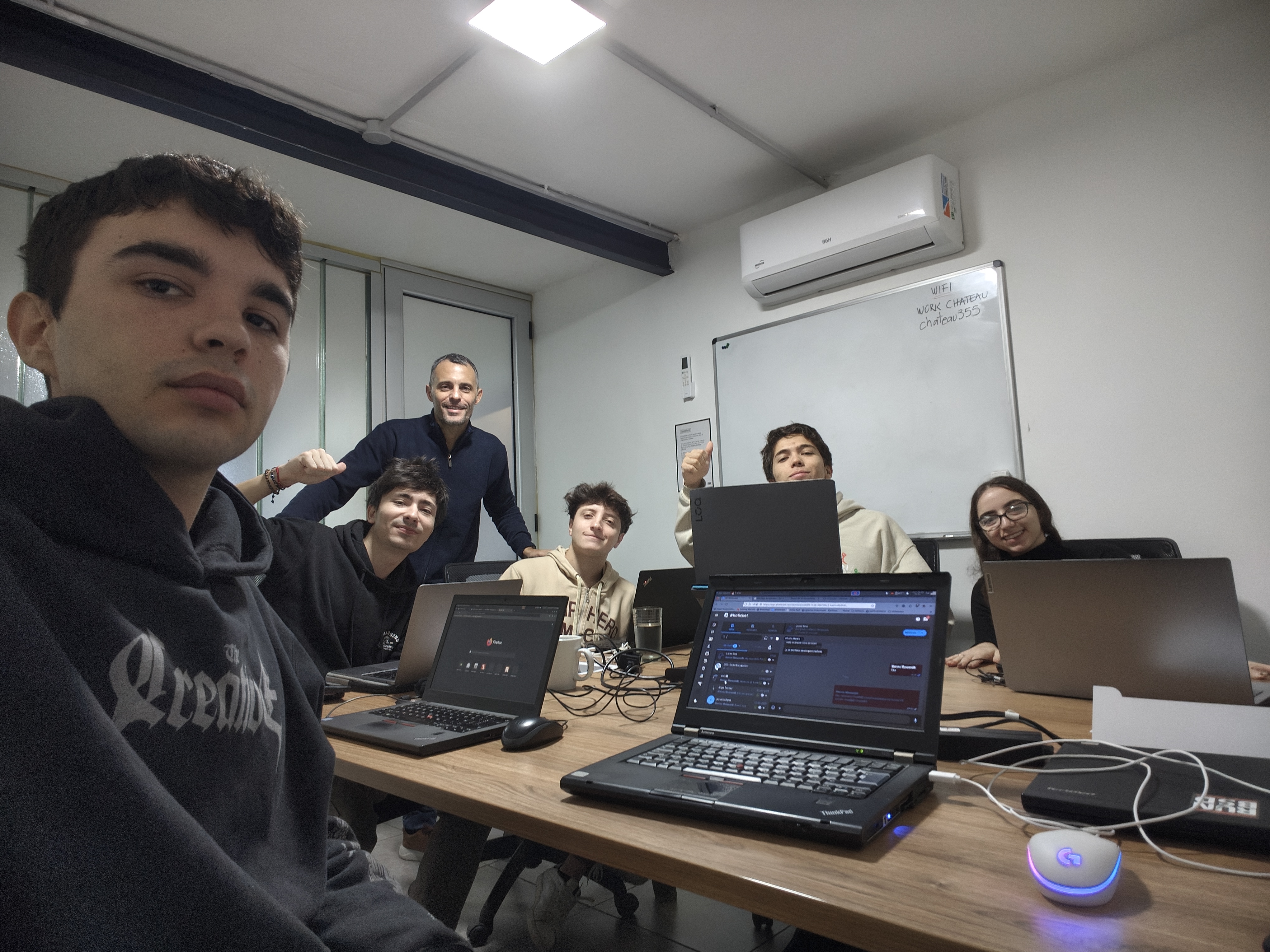 Equipo de Informe Médico